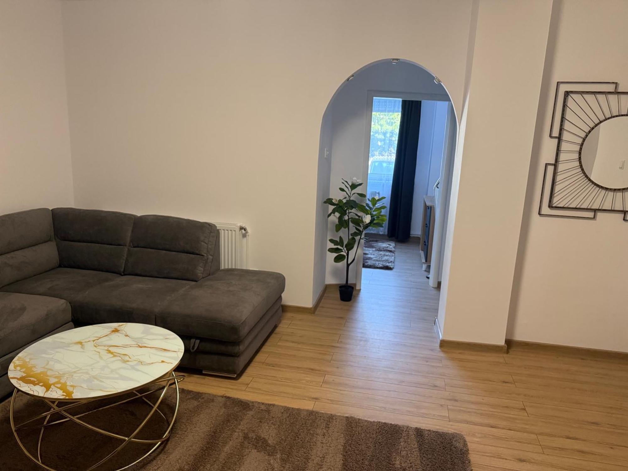 Modernul Apartament De Langa Castel 胡内多阿拉 外观 照片